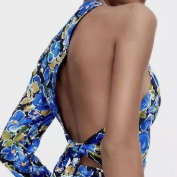 NWT ZARA zone shoulder blue floral asymmetrical crop blouse size medium - Picture 4 of 11